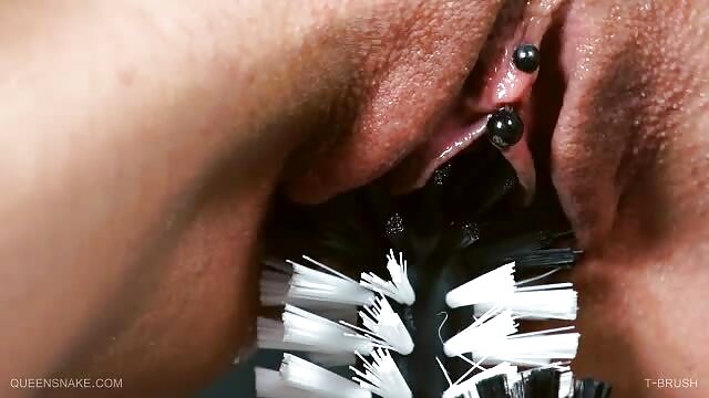 膣の大きなペニス 女性 av サンプル